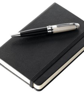 CAPUCCI SET BLOCCO NOTE + PENNA A SFERA